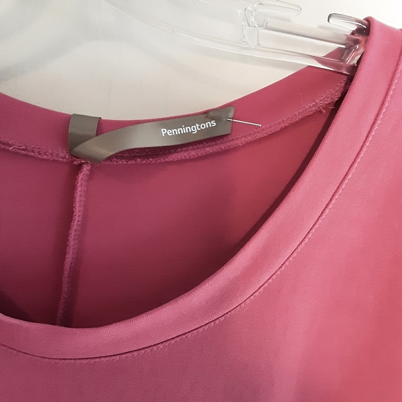 Pink top - Picture 4 of 6